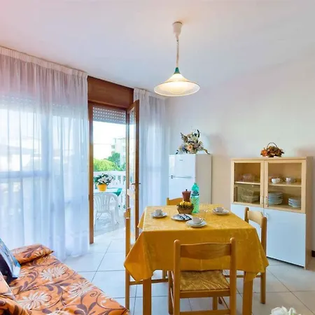 In 24582 * ビビオーネ