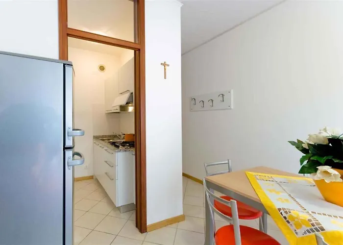 Apartment In 24582 *